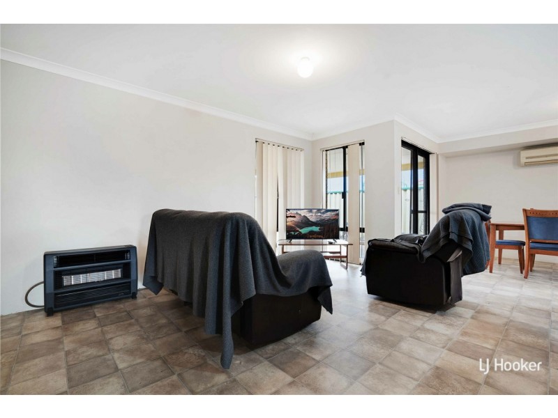 15 Warrior Pass, Bertram WA 6167