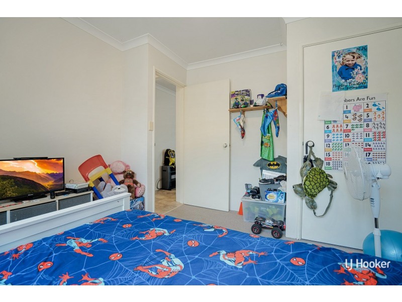 15 Warrior Pass, Bertram WA 6167