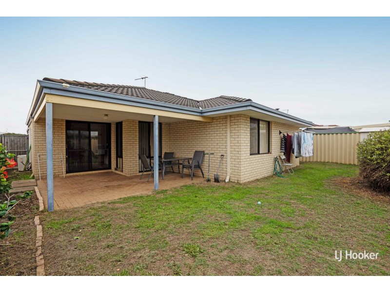 15 Warrior Pass, Bertram WA 6167