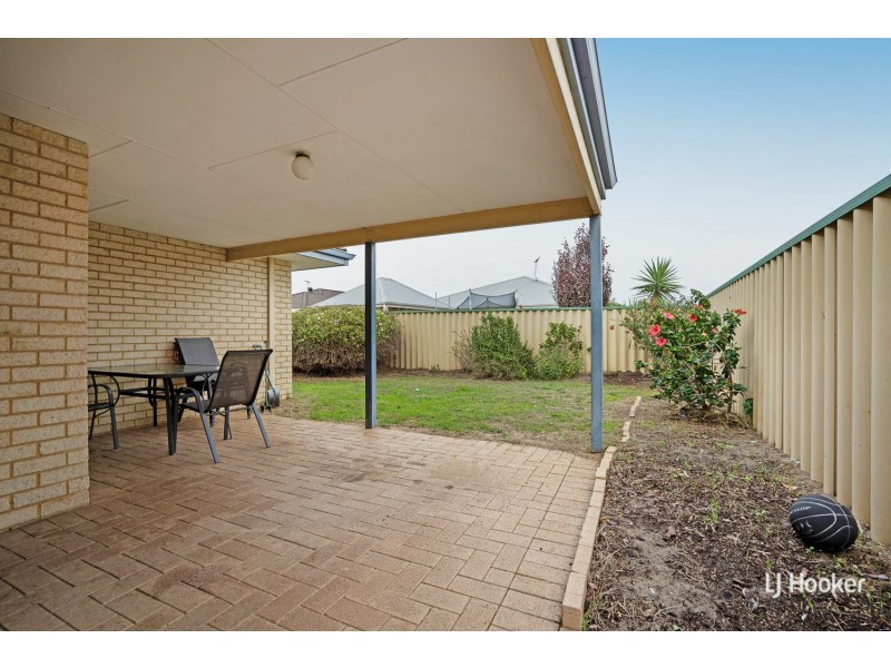 15 Warrior Pass, Bertram WA 6167