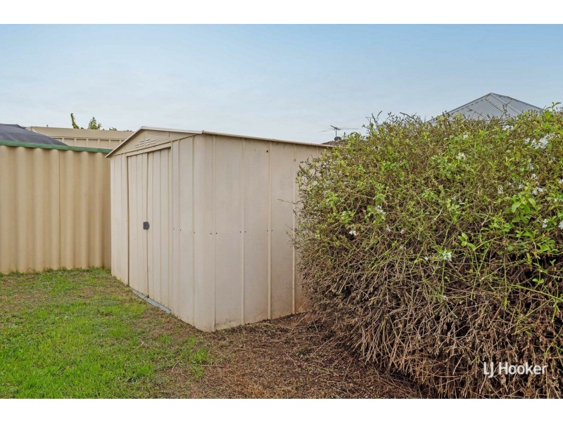 15 Warrior Pass, Bertram WA 6167