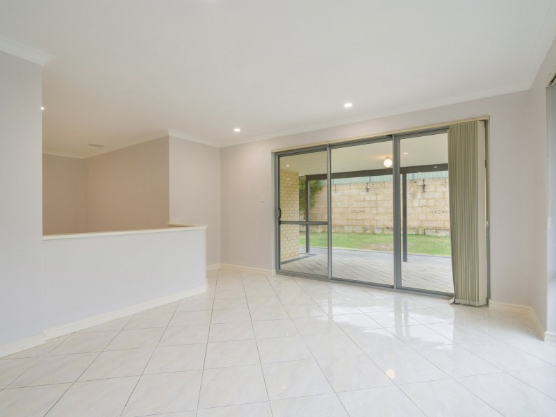 8 Eton Court, Parmelia WA 6167