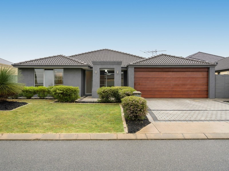 8 Eton Court, Parmelia WA 6167