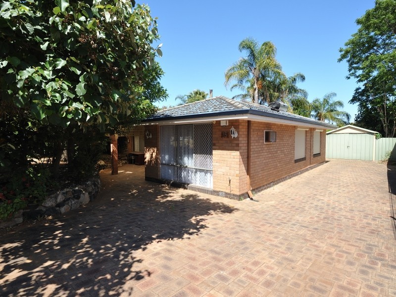 15 Paul Way, Orelia WA 6167