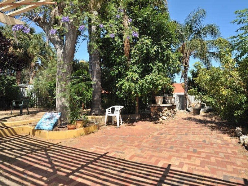 15 Paul Way, Orelia WA 6167