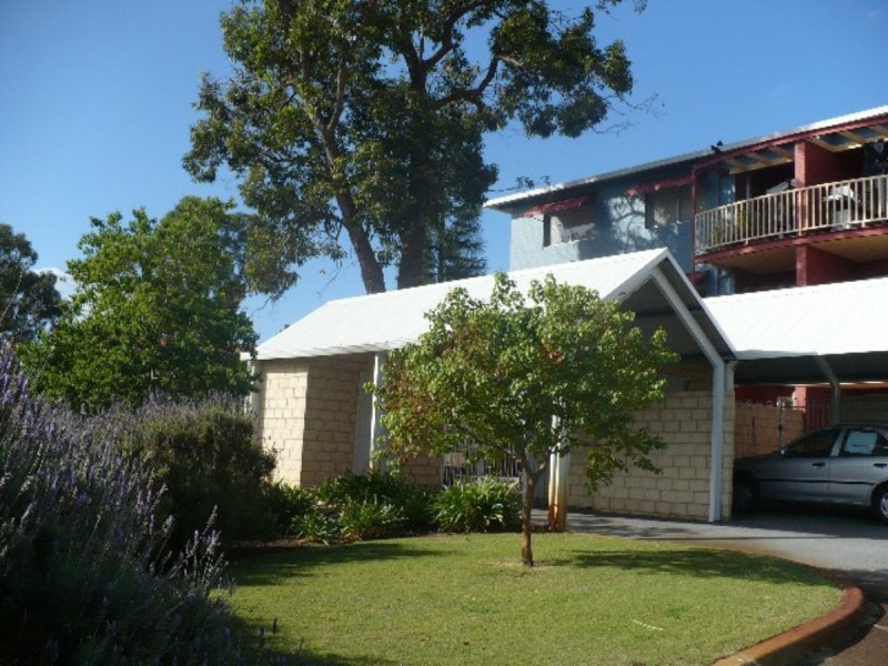 9/24 Morrit Way, Parmelia WA 6167