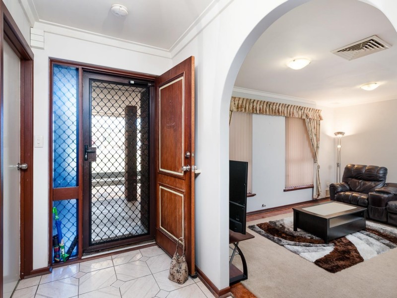 24 Kellerman Way, Gosnells WA 6110