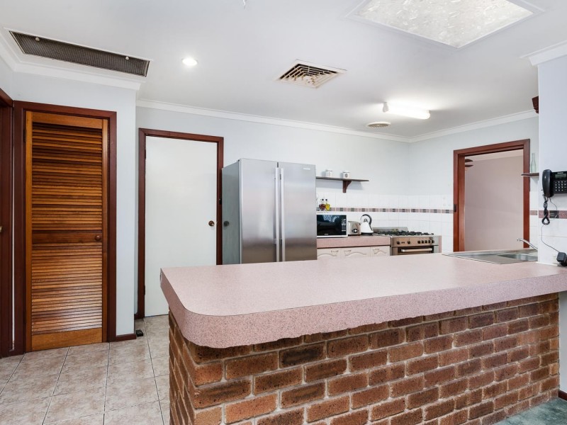 24 Kellerman Way, Gosnells WA 6110