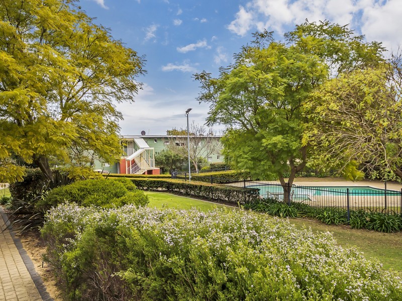 Unit 15/30 Kenton Way, Calista WA 6167