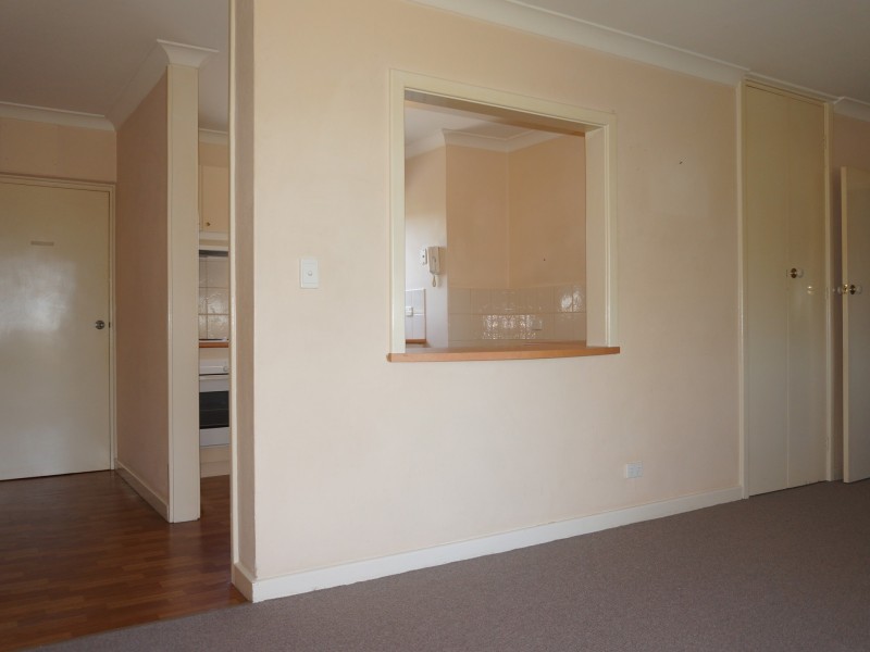 Unit 13/9 Beacham Place, Medina WA 6167