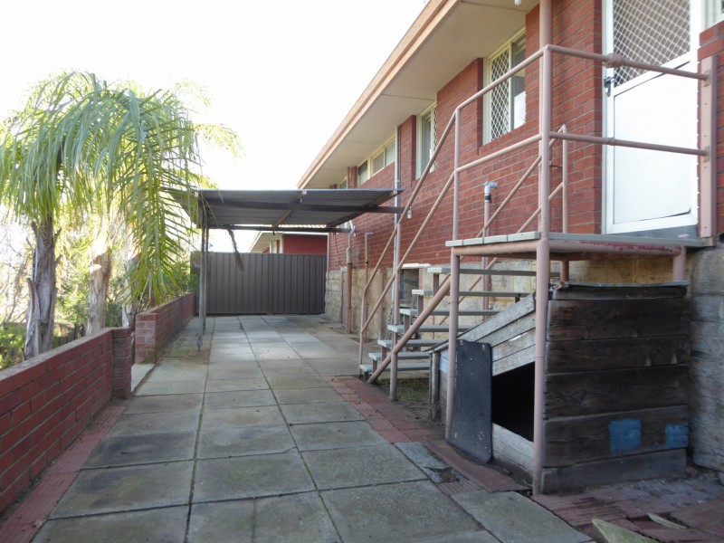 12 Jecks Place, Orelia WA 6167