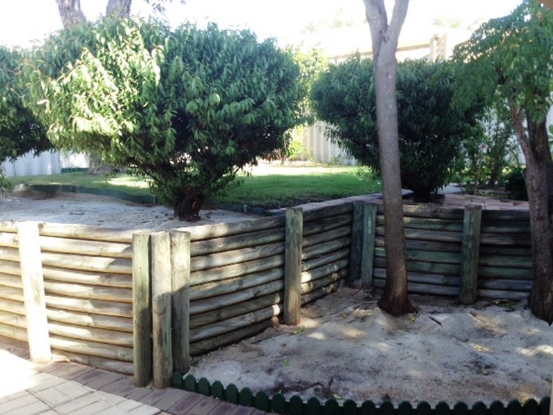 6 Prockter Gardens, Leda WA 6170
