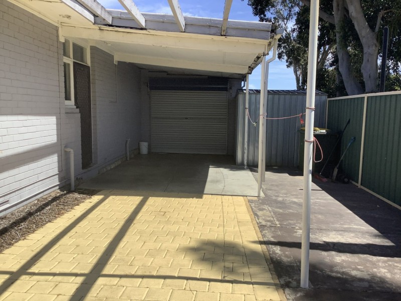 27 Edmund Way, Calista WA 6167