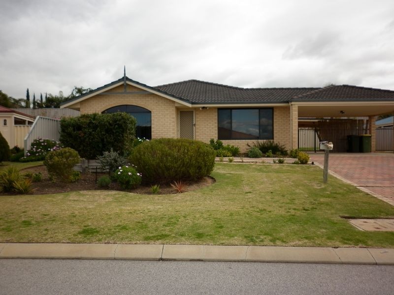 18 Berkeley Way, Orelia WA 6167