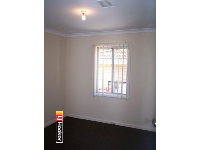 18 Leghorn Road, Orelia WA 6167