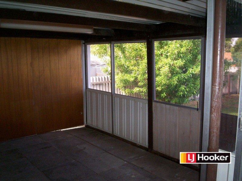 18 Leghorn Road, Orelia WA 6167