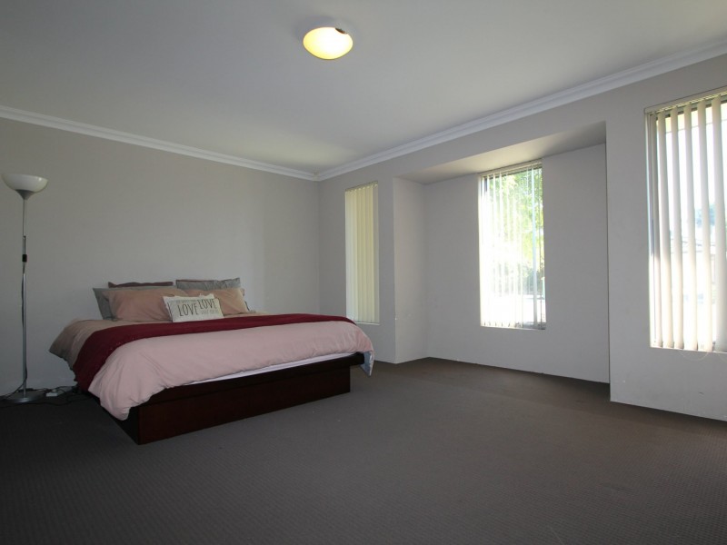 107 Dalrymple Drive, Leda WA 6170