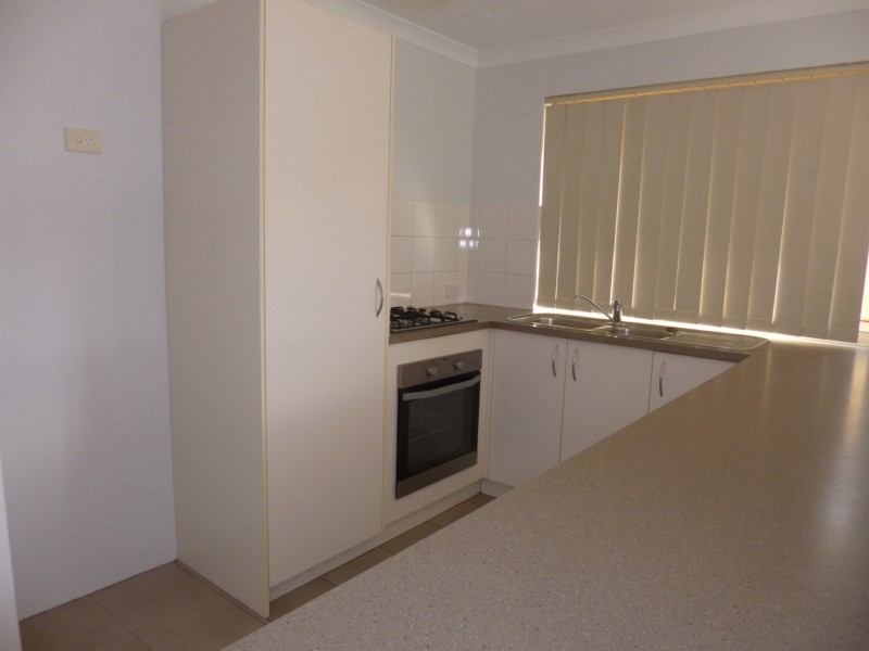 28 Dewsbury Drive, Bertram WA 6167