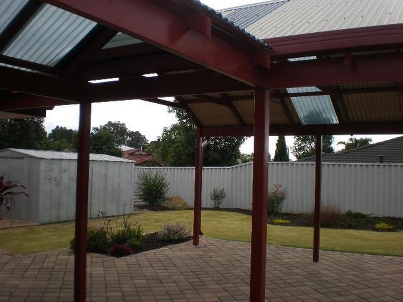 27 Sutherland Parade, Parmelia WA 6167