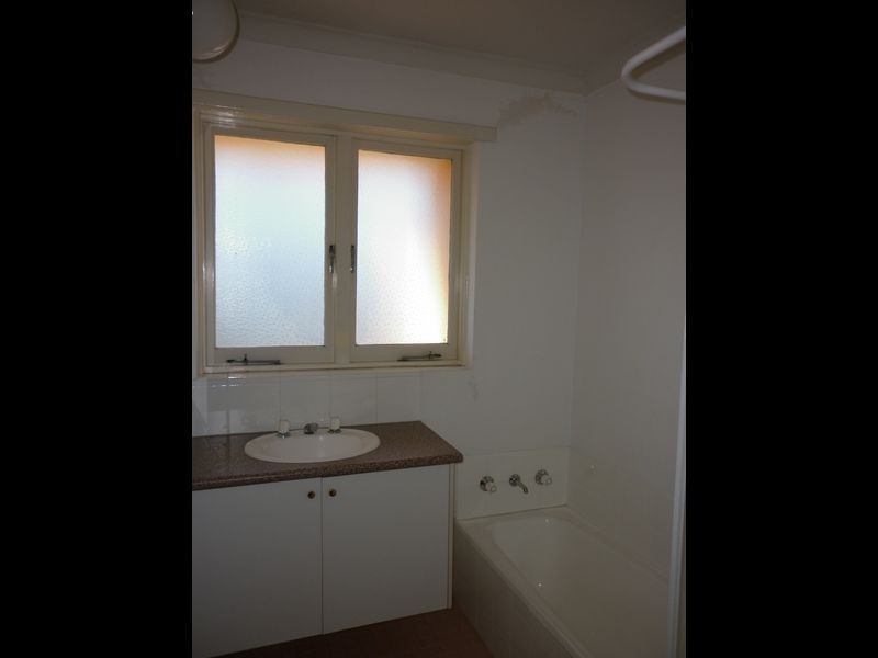 38 Maydwell Way, Calista WA 6167