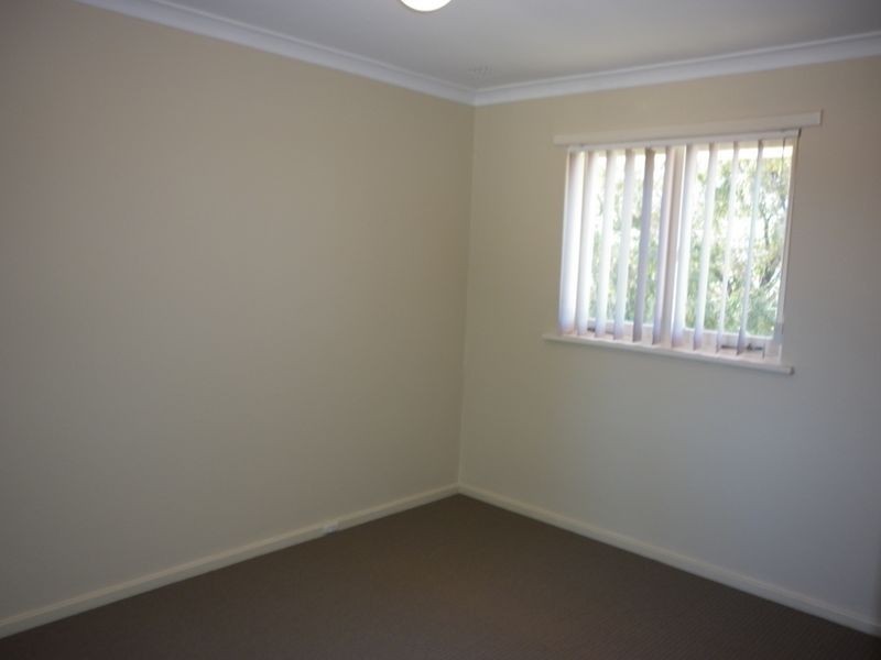 38 Maydwell Way, Calista WA 6167