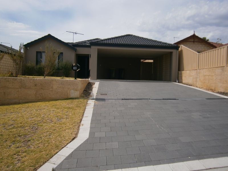 10 Borthwick Place, Orelia WA 6167