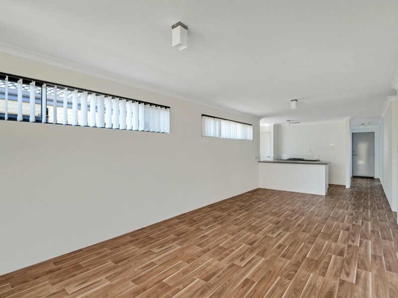 33 Silverline Bend, Bertram WA 6167