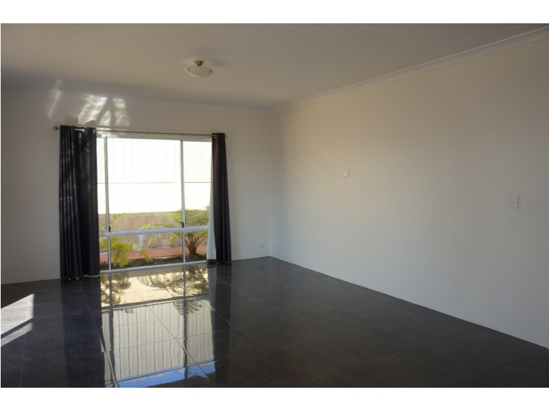 12 Upwey Street, Wellard WA 6170