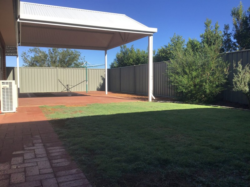 12 Upwey Street, Wellard WA 6170