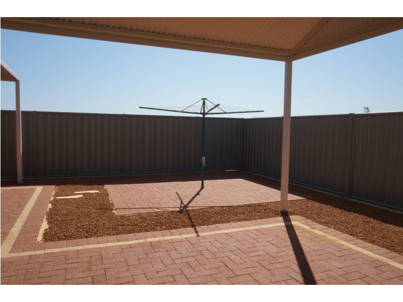 12 Upwey Street, Wellard WA 6170