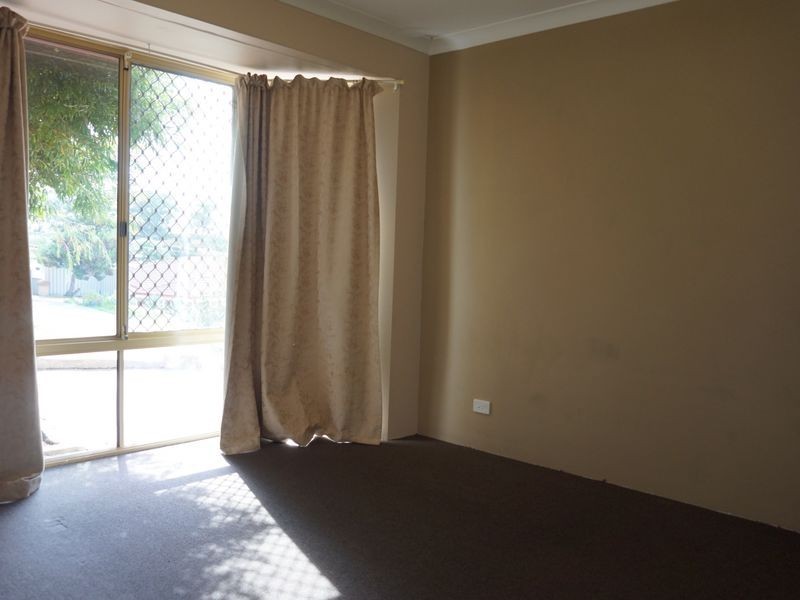 11 Garrett Corner, Parmelia WA 6167