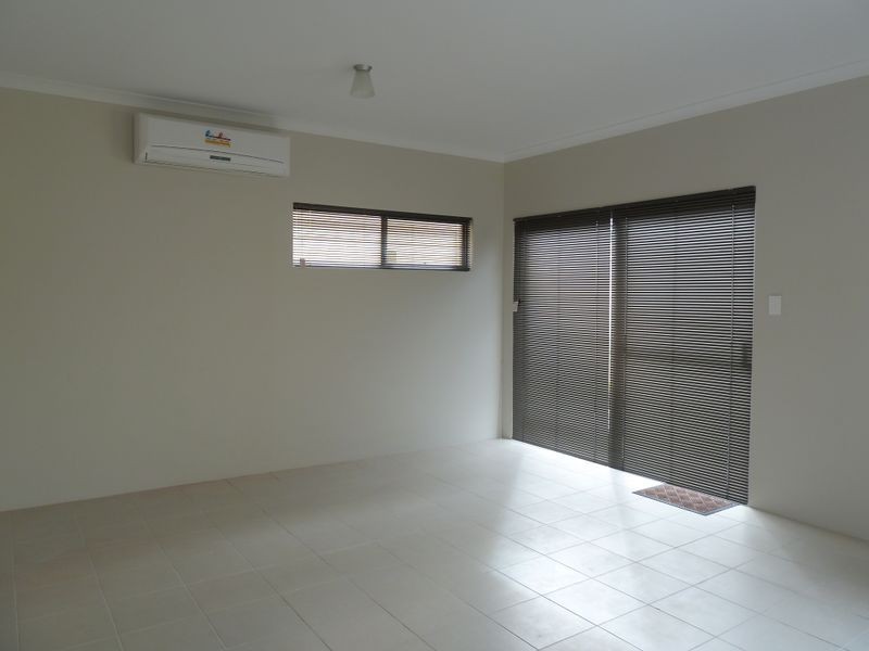 105 Lambeth Circle, Wellard WA 6170