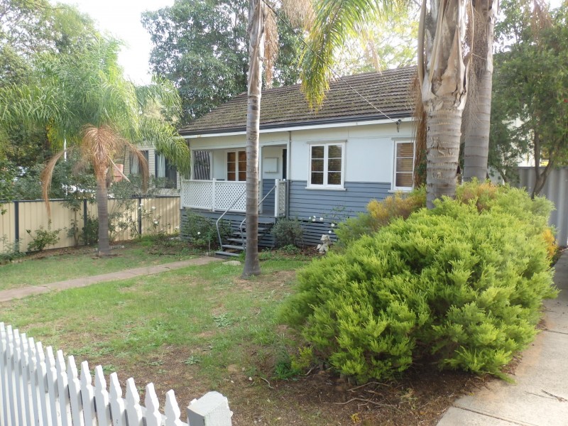 52 Peake Way, Medina WA 6167