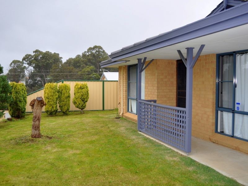 48 Dalrymple Drive, Leda WA 6170