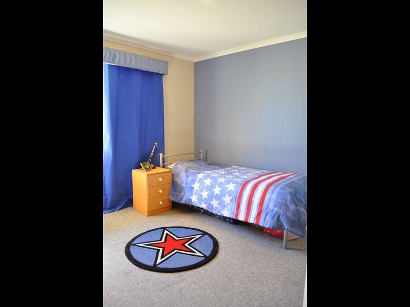 6 Stokesay Street, Orelia WA 6167