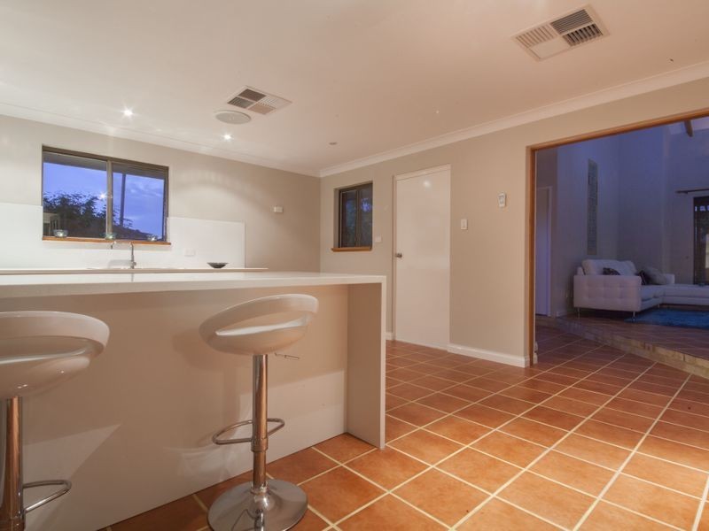 45 Warner Road, Parmelia WA 6167