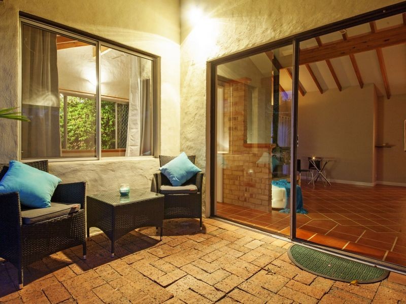 45 Warner Road, Parmelia WA 6167