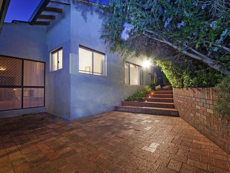 45 Warner Road, Parmelia WA 6167