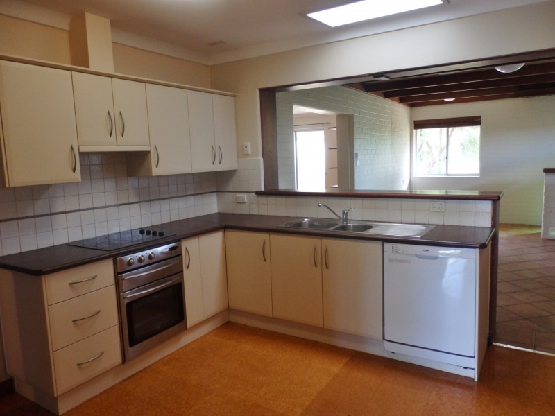 3 Hynes Way, Hamilton Hill WA 6163