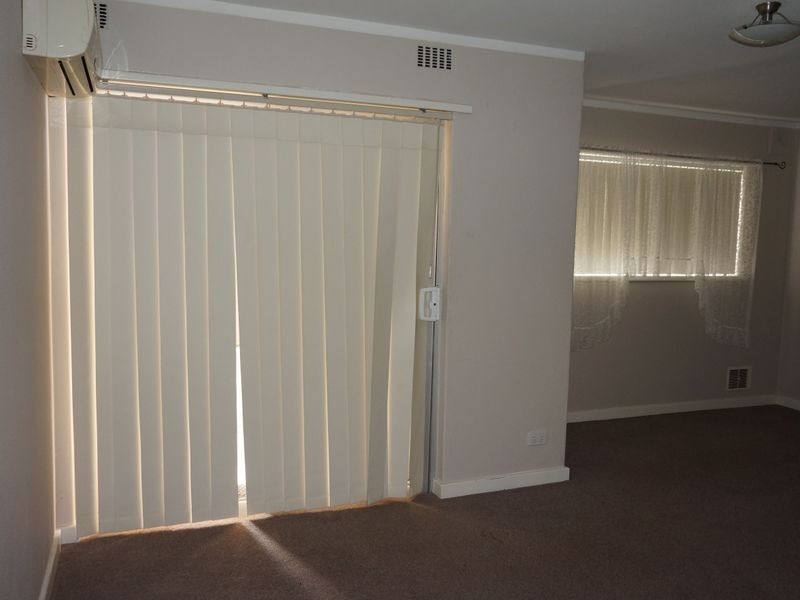 Unit 8/24 Morrit Way, Parmelia WA 6167