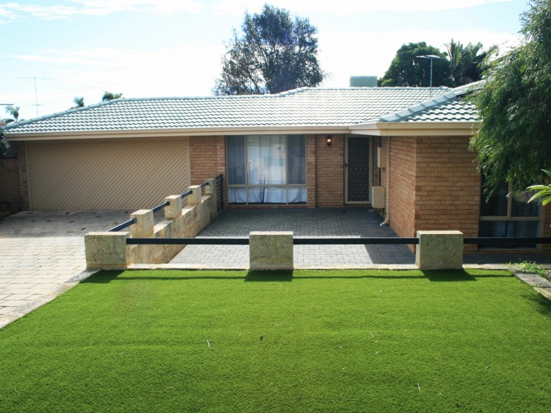 39 Parkway Gardens, Parmelia WA 6167