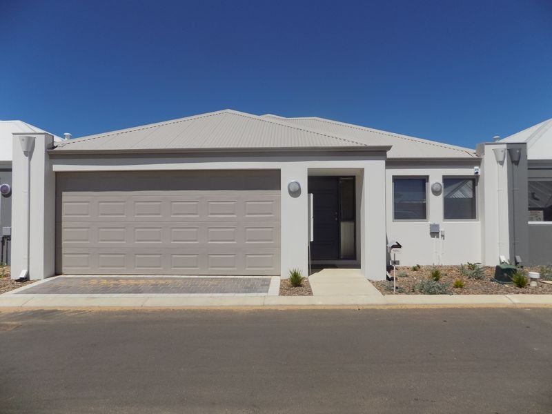 6 Clegg Road, Kwinana Town Centre WA 6167