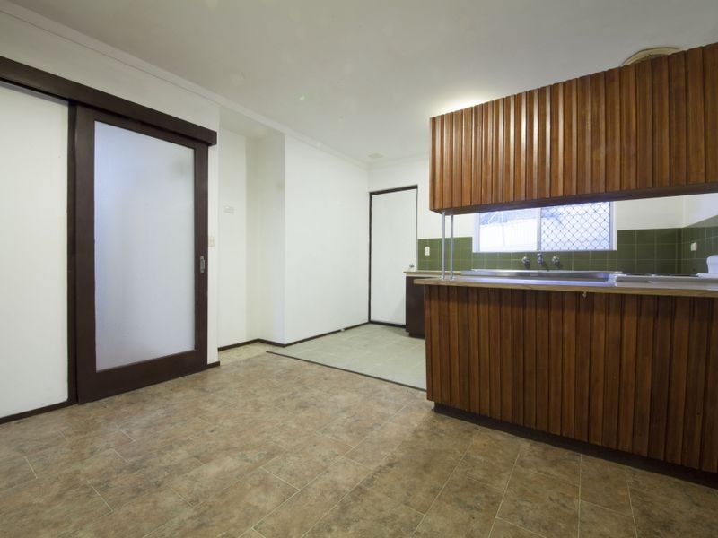 3 Canham Way, Orelia WA 6167