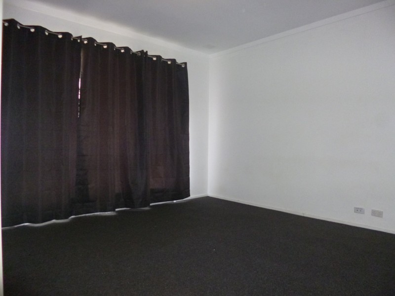 3 Canham Way, Orelia WA 6167