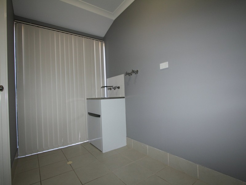 13 Stratford Road, Bertram WA 6167