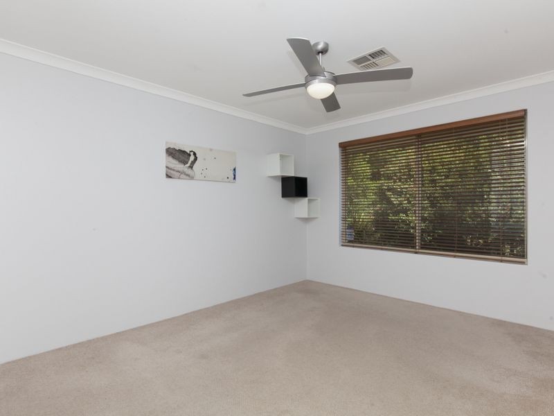 14 Stipling Gardens, Leda WA 6170