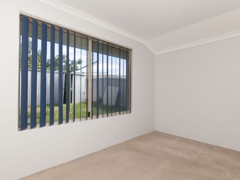 14 Stipling Gardens, Leda WA 6170
