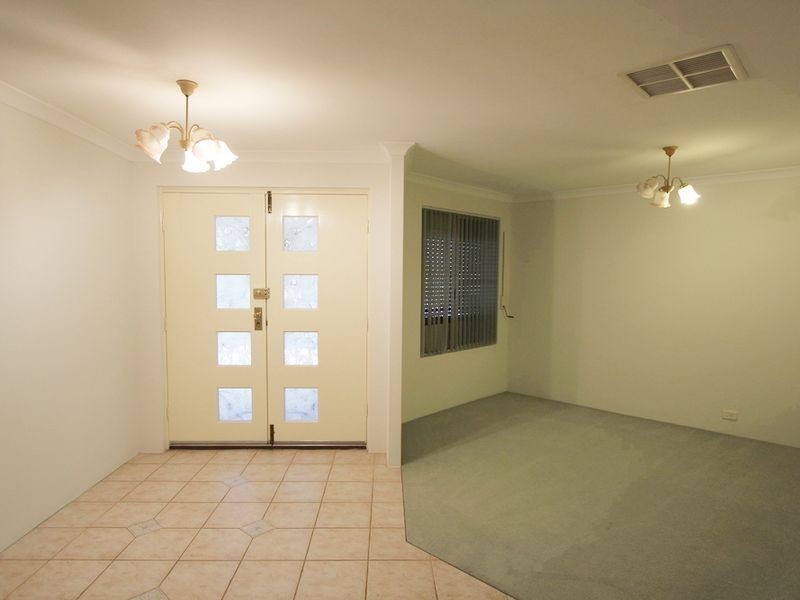 56 Nottingham Parkway, Orelia WA 6167