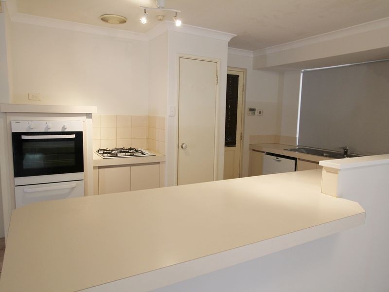 56 Nottingham Parkway, Orelia WA 6167