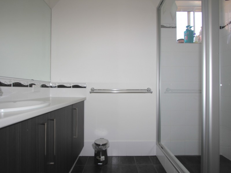 15 Finchley Way, Wellard WA 6170